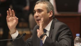 Benito Nacif queda al frente del IFE; presidencia se rotará entre 4 consejeros