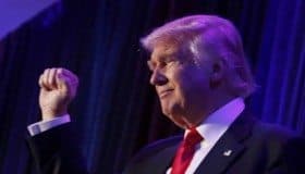 Hillary Clinton felicita a Donald Trump por su victoria