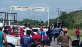 "Lleven todas las armas que tengan": Mireles convoca a autodefensas a Tepalcatepec (Videos)