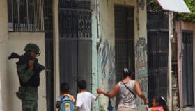 No hay proyecto para desmilitarizar la seguridad pública: Pérez Correa (#Entérate)