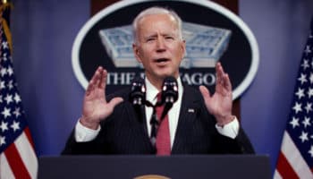 Biden no 'desviará' más recursos para muro; 'se reconoce lo que ha alegado México': vocero de AMLO