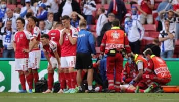 Euro 2020: Así reaccionaron compañeros de Christian Eriksen | Video