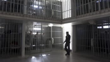 Aristegui en Vivo: Política carcelaria; ¿y los contratos de Pegasus?; dos días para la consulta; Olímpicos y más