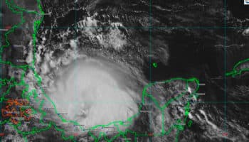 Toma fuerza Grace y regresa a huracán categoría 1; este viernes tocará tierra en Veracruz: PC | Entérate