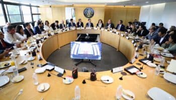 Se reúne Jucopo a puerta cerrada con consejeros del INE