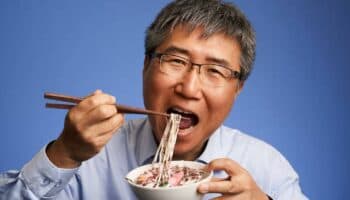 “Si los ciudadanos no saben de economía, la democracia no tiene significado”: Ha-Joon Chang