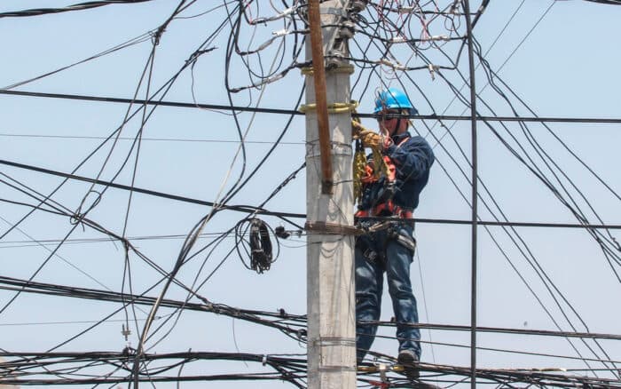 CFE instala grupo de atención ante tormenta invernal “Fern”