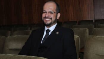 Alejandro Higashi ofrecerá lectura en línea de su ensayo “La poesía como intuición”