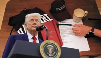 Trump cree que Harvard debería limitar su cuota de estudiantes extranjeros al 15 %