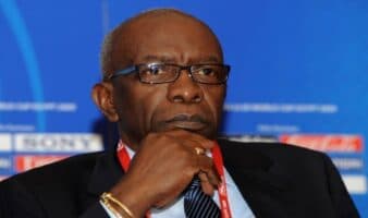 Suspenden extradición de Jack Warner, ex vicepresidente de FIFA, a EE.UU. | Video