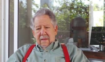 Los anteojos de Hugo Hiriart: Diario apócrifo y otros ensayos