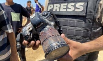 CNN denuncia agresiones de militares israelíes a su equipo de reporteros en Cisjordania