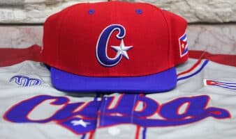 Cuba, a la espera de que EE.UU. otorgue visas a su equipo de beisbol para competir en el Clásico Mundial
