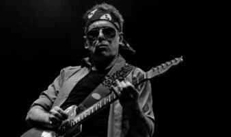 El músico argentino Andrés Calamaro regrea a México