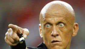 Pierluigi Collina, el nuevo "mandamás" de los silbantes en FIFA (Video)