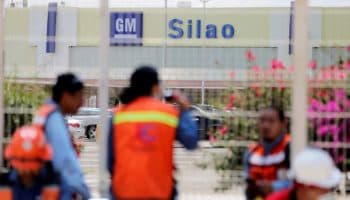 General Motors detiene producción de camionetas en México: Reuters