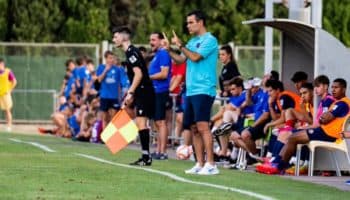 Suma Rafael Márquez segunda victoria al frente del Barsa B | Video