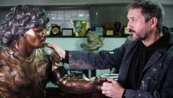Devuelven estatua de Diego Maradona por ser muy valiosa | Video