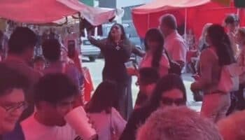 Cantante de ópera se presenta en tianguis del Edomex y se hace viral