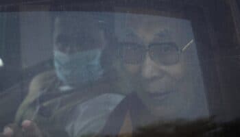 El Dalái Lama reaparece en una cumbre budista tras escándalo