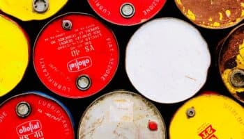 Precios del petróleo crudo caen por temor a recesión en Estados Unidos