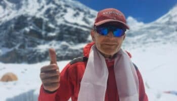 Con 84 años, casi logra escalar los picos más altos del mundo