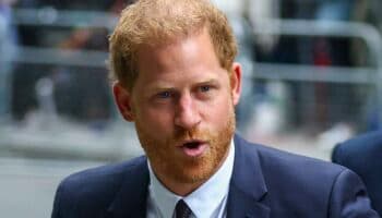 Príncipe Harry acusa a los medios de encasillarlo como 'el idiota'