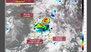 Huracán 'Beatriz' se degrada a tormenta tropical
