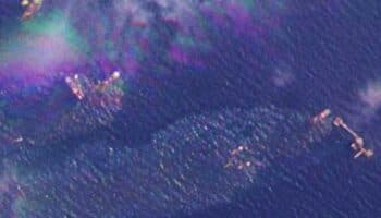 Derrame masivo e incendio de plataforma son hechos no vinculados entre sí: Greenpeace