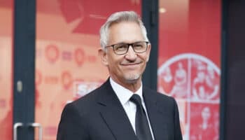 Es Gary Lineker el presentador mejor pagado de la BBC por sexto año consecutivo | Tuit