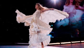 Ovaciones, lágrimas y mucho amor, así se vivió el primer concierto de Taylor Swift en CDMX