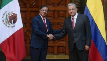 Piden 'dejar atrás enfoque bélico' en cumbre de AMLO y Petro sobre drogas