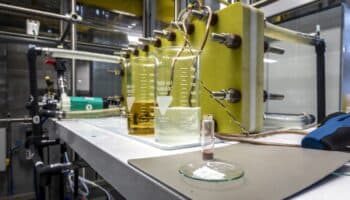 Crean con vainillina un sistema de almacenamiento sostenible de electricidad