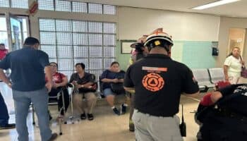Otra vez... Cinco mujeres quedaron atrapadas en elevador del IMSS en Monterrey