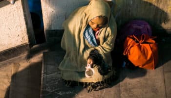 ONG desmiente cifras oficiales: aumenta brecha social y hay rezago en educación