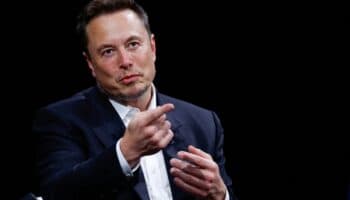 Advierte Israel a Musk que Hamás usará sus satélite para 'actividades terroristas'