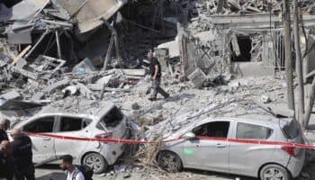 Irán niega implicación en ataques a Israel; amenaza con respuesta 'destructora' ante movimientos 'estúpidos'