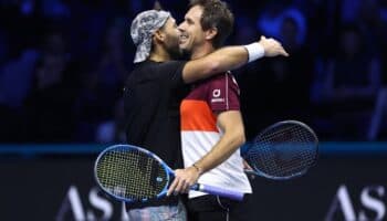 Santiago González avanza a semifinales tras vencer a la pareja número 1 mundial en las ATP Finals