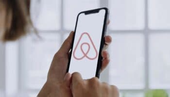 CDMX prepara Ley Airbnb; busca regular plataformas de hospedaje