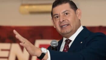 Puebla: Discurso del gobernador Armenta es peor o similar al de Barbosa: periodista