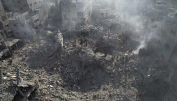 Nuevo ataque israelí a campamento de refugiados deja 30 muertos; 27 en una escuela