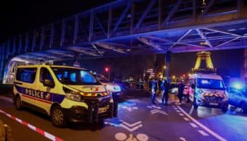 Sujeto acuchilla a 3 personas y mata a una en París; investigan como terrorista el ataque
