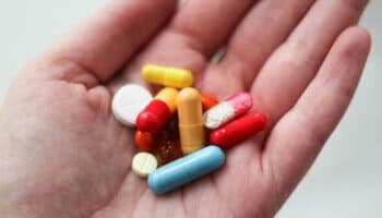 Salud admite desvío de medicamentos y descarta culpar a médicos