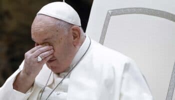 El papa pide a los mexicanos ayudar las víctimas de 'Otis' y a personas discapacitadas