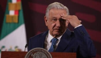 AMLO reprueba participación de Lorenzo Córdova en marcha de oposición