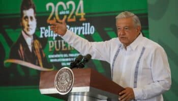 55% de mexicanos aprueban a AMLO al cierre de 2023, según encuesta