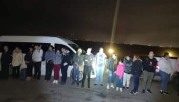 'Coyotes' abandonan a 30 migrantes en Playas de Tijuana