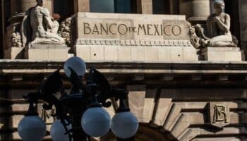 Banxico reduce a 2.8 % su pronóstico del PIB para 2024