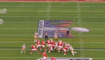 Super Bowl LVIII: Kansas City se acerca con patadón de Butker de 57 yardas