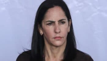 Lía Limón pide pruebas a Morena tras reportaje sobre millonarias propiedades; partido guinda exige investigar